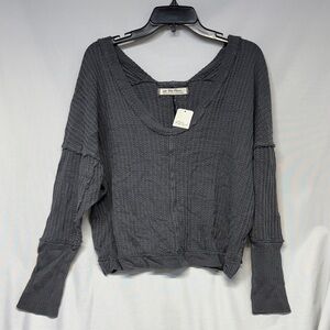 Free People We The Free Charcoal Gray ling sleeve raw hem over sized shirt M